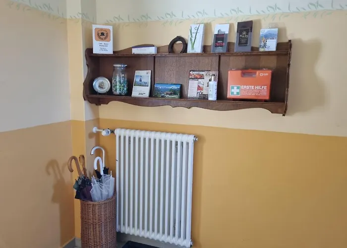 Haus Kreuzeckwiese - Self Catering דירה