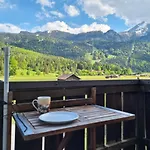 Haus Kreuzeckwiese - Self Catering * Garmisch-Partenkirchen