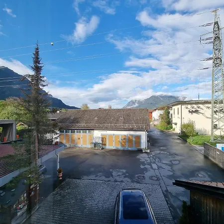 Haus Kreuzeckwiese - Self Catering * Garmisch-Partenkirchen