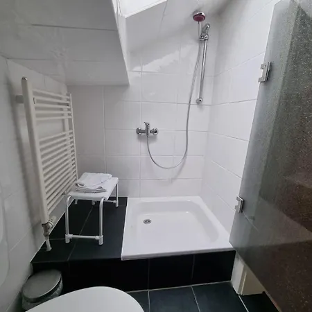 Haus Kreuzeckwiese - Self Catering * Garmisch-Partenkirchen