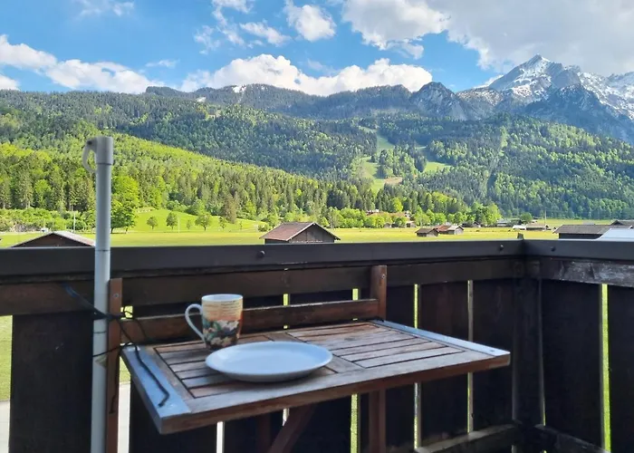 Haus Kreuzeckwiese - Self Catering * Garmisch-Partenkirchen