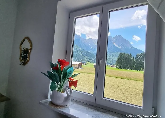 Haus Kreuzeckwiese - Self Catering